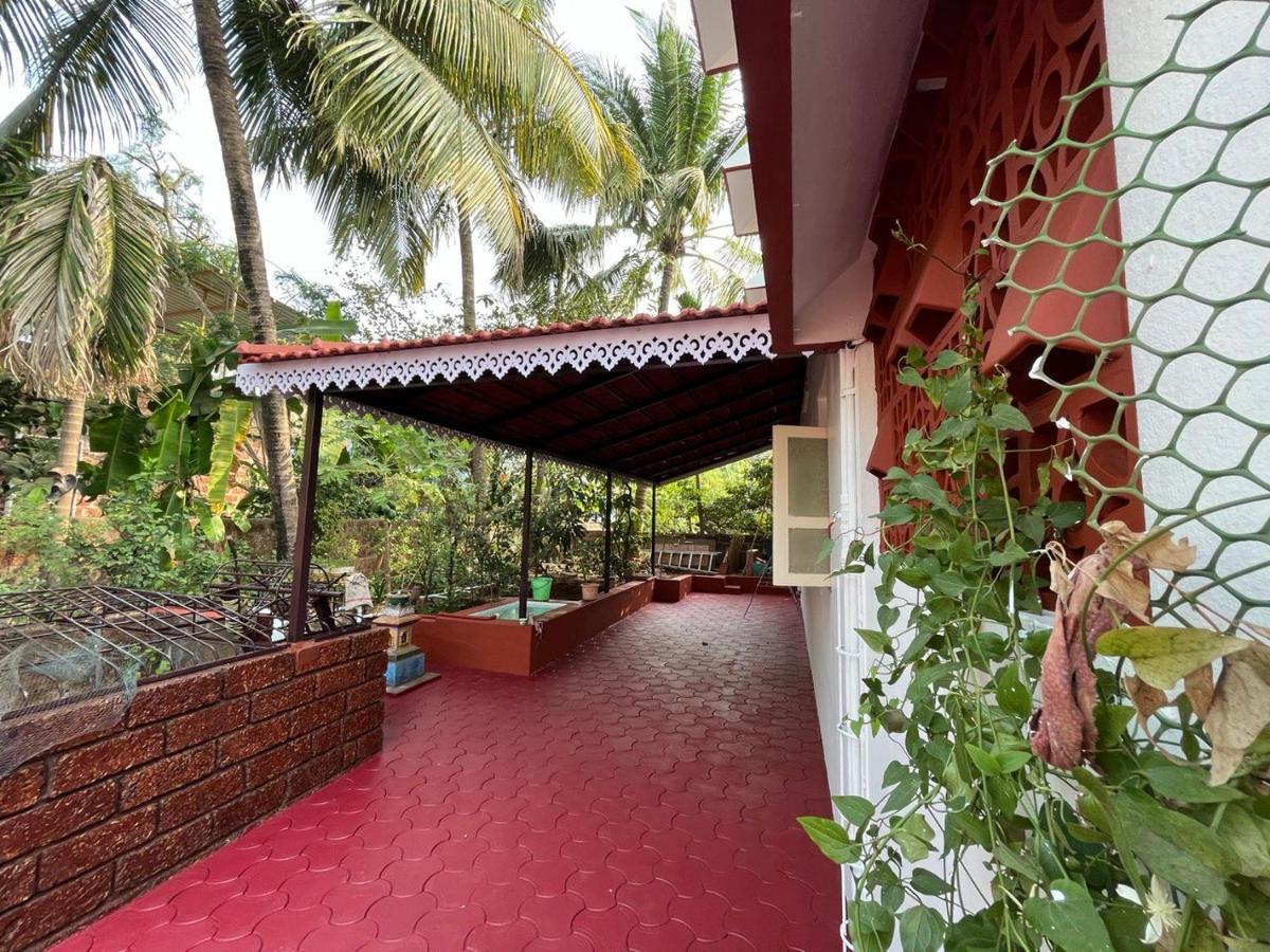Gayatri Homestay Ratnāgiri Екстериор снимка