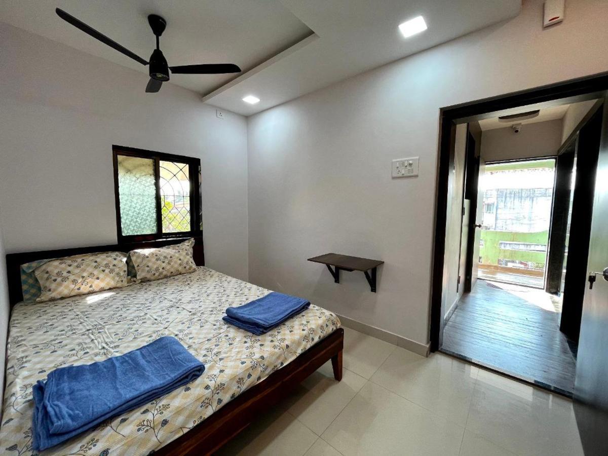 Gayatri Homestay Ratnāgiri Екстериор снимка